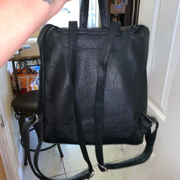 Cute backpack - Picture 2 of 2